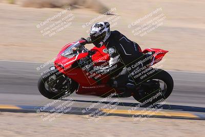 media/Dec-10-2023-SoCal Trackdays (Sun) [[0ce70f5433]]/Turn 9 Inside Set 2 (1115am)/